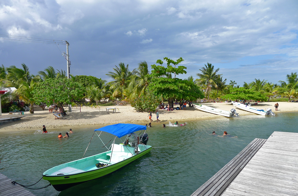 Hatchet Caye